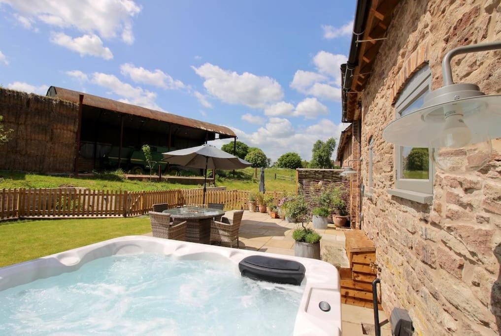 Apartmán The Cart House - Beautiful Contemporary Barn - Hot Tub Bridgnorth Exteriér fotografie